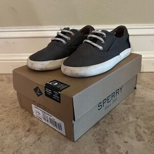 Sperry Bodie 10.5 Washable Sneaker gray and navy size 10.5 Toddler